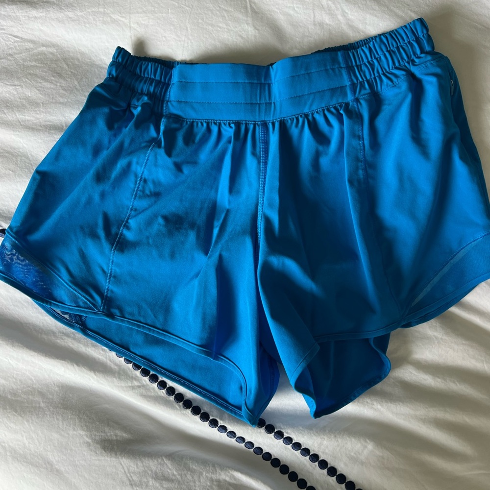Lululemon Hotty Hot Lined Short 4" Electric Blue